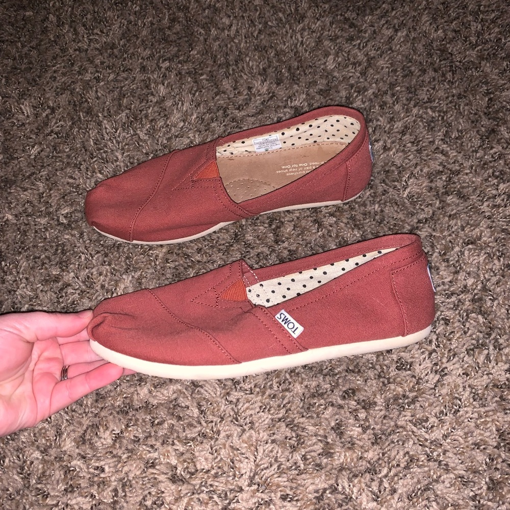 Toms Red Canvas Slip On Shoes Size 7